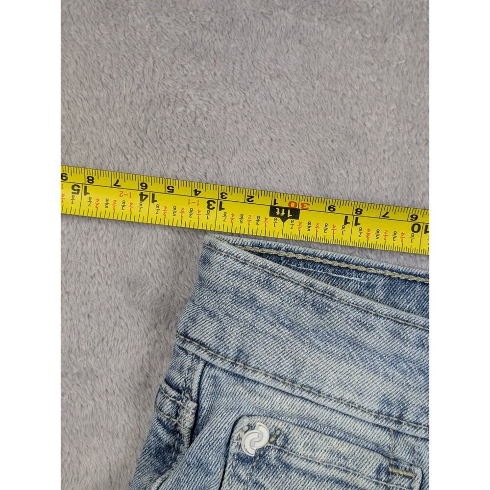 Levis Denizen Denim Mom Shorts Womens Size 3 26 Light Wash Distressed Cuffed Hem - Picture 5 of 10